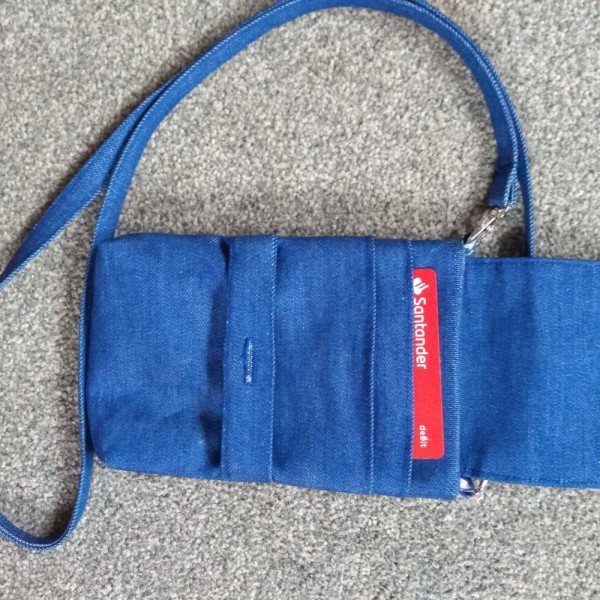 Mini Cross Body Bag/Messenger Bag fits most Mobile at Henley Circle Online Shop