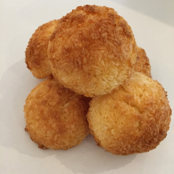 Coconut Macaroons at Henley Circle Online Shop